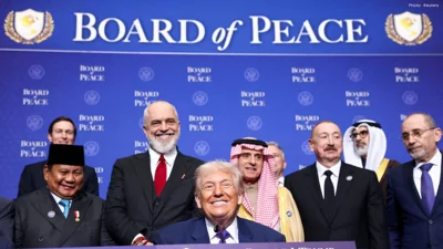 Trump Blends Diplomacy and Praise at First Board of Pe…