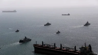 Trump Cautions Iran as US Warships Head Toward Middle East