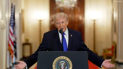 Trump Renewed His Criticism of U.S. Supreme Court and Promises New Tariffs