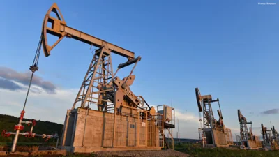 Oil Prices Ease as US and Iran Continue Nuclear Negotiations