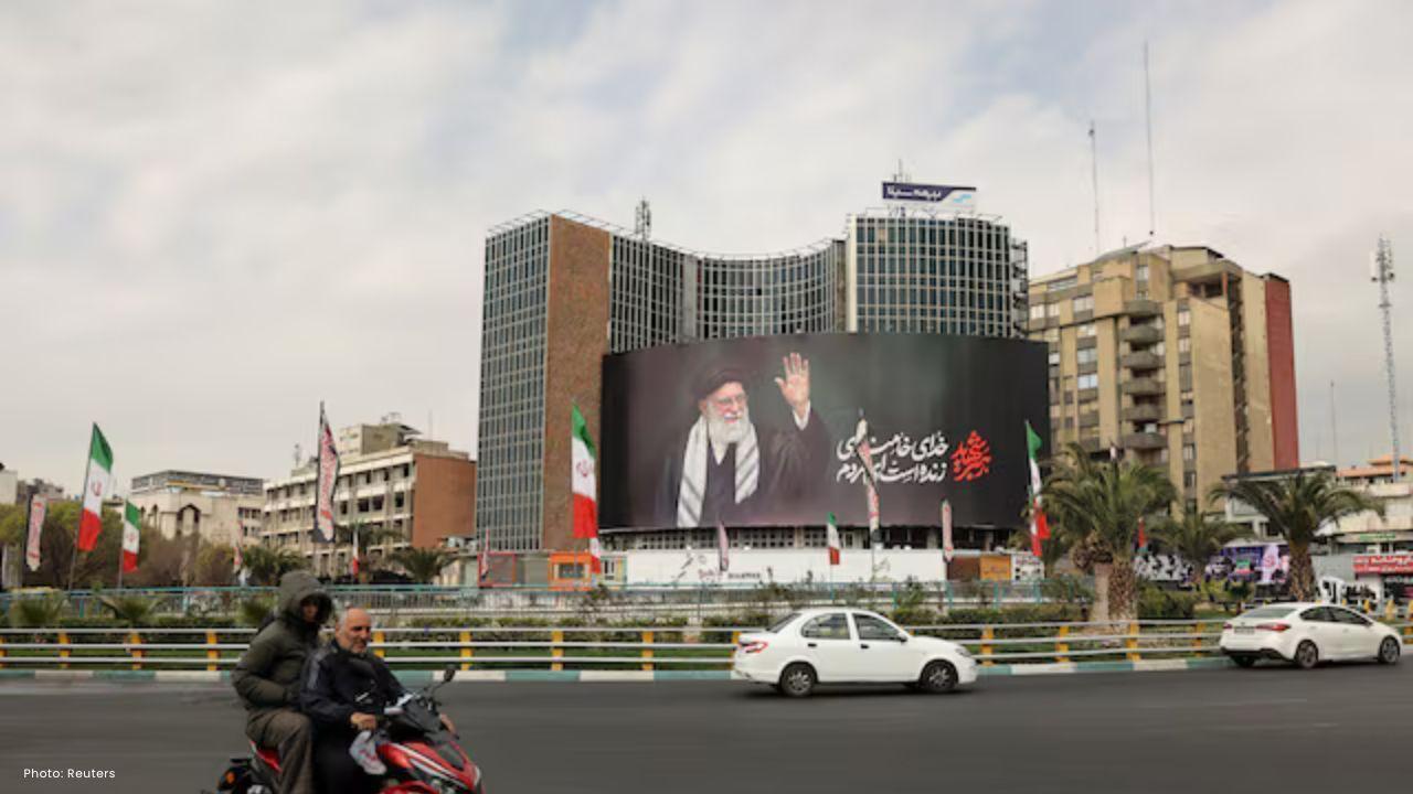 US Intelligence Warns of Possible Iranian Attacks After Khamenei’s Death