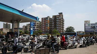 India Urges Auto Industry to Adjust Production as Energy Supply Tightens