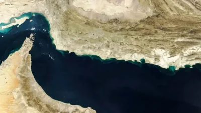 Limited Vessel Transit Through Hormuz Strait Resumes Amid Ongoing Tensions
