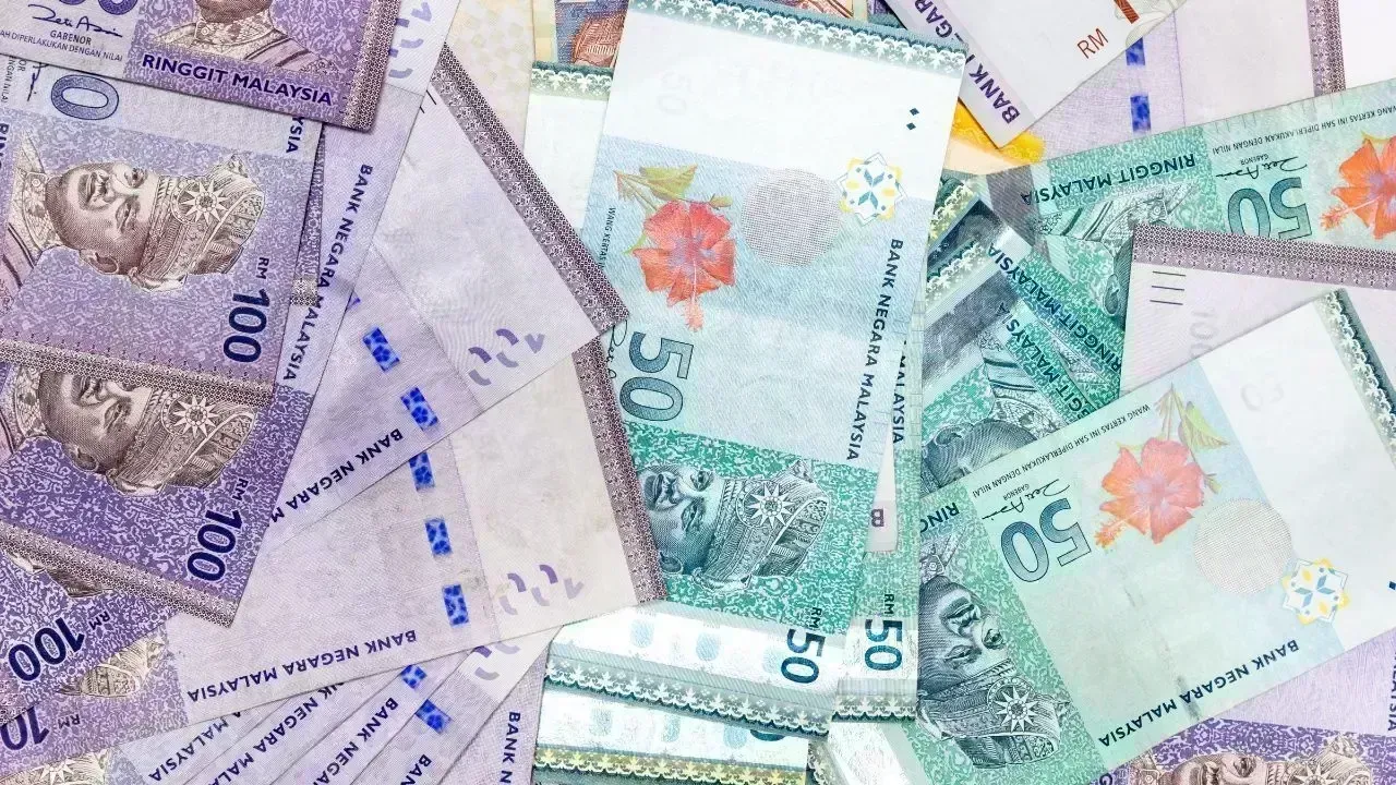 Ringgit Strengthens as Malaysia Awaits GDP Insights