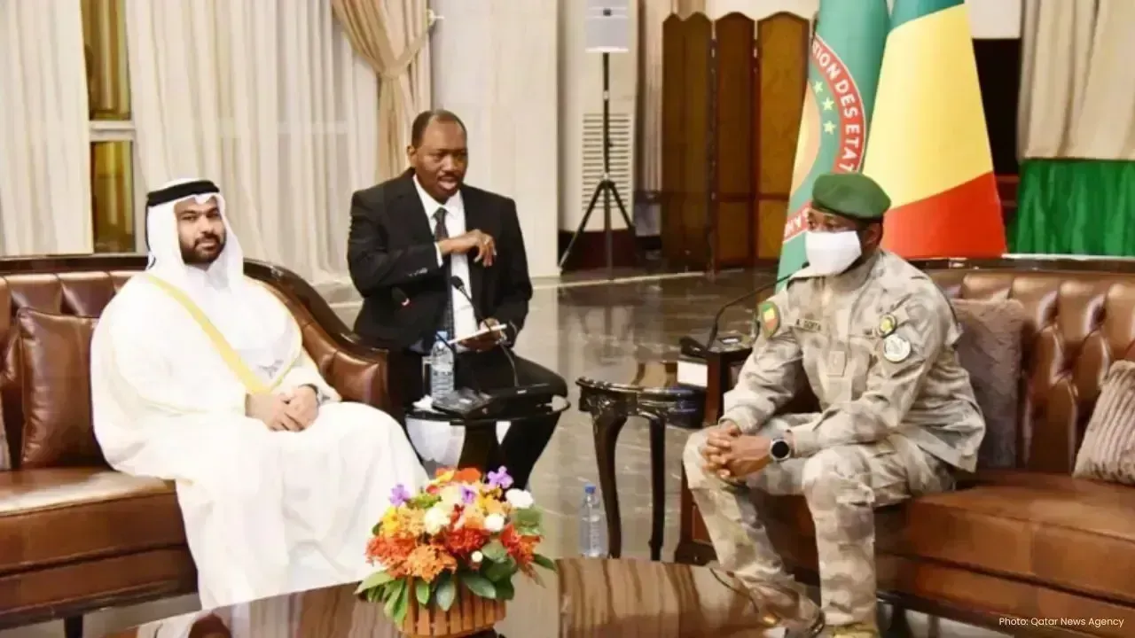 Qatar's Ambassador Officially Presents Credentials to Mali's Leader