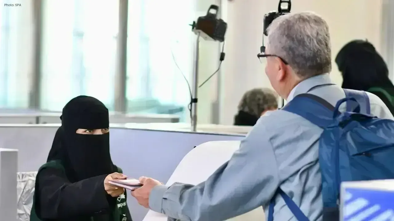 Smooth Arrival: First Hajj Flight from Türkiye Touches Down in Madinah