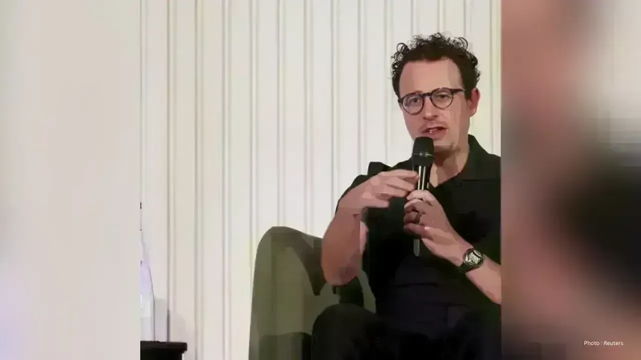 U.S. Officials Connect with Anthropic's CEO to Explore Advanced AI Solutions