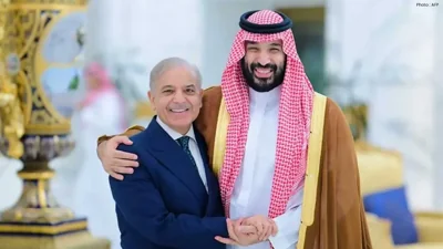 Pakistan Pushes for US-Iran Talks as PM and Army Chief End Key Visits