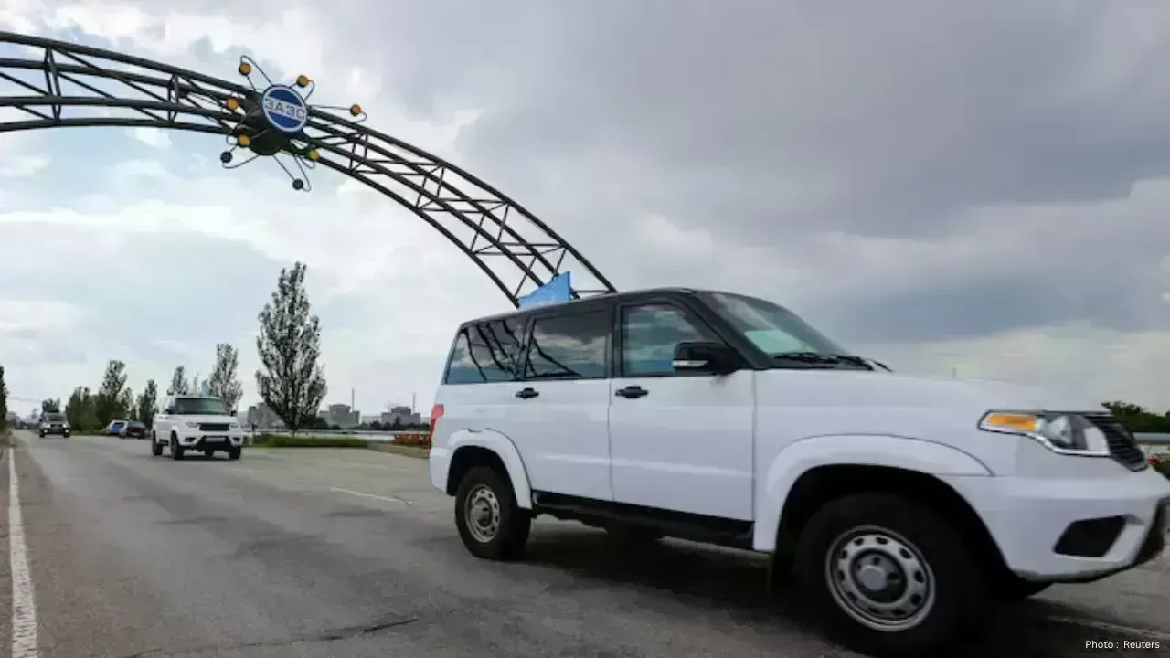 Missiles Near Chornobyl Raise Fears of Nuclear Risk in Ukraine War