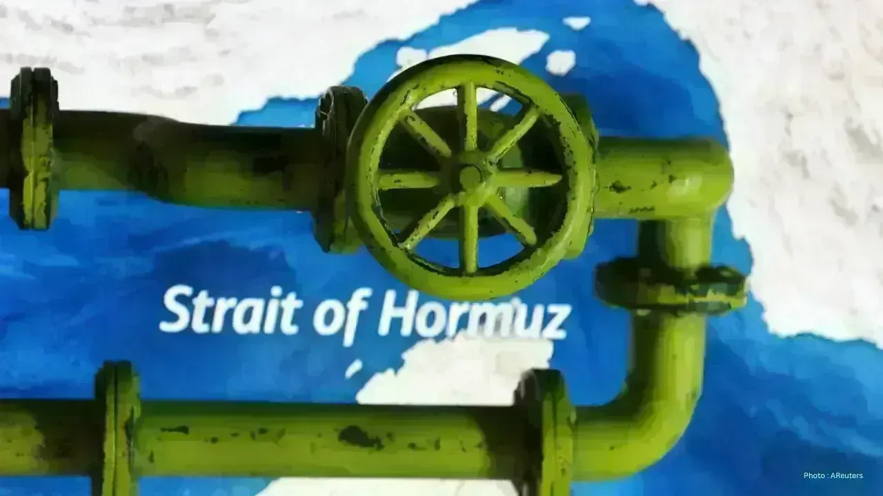 Middle East Oil Exporters Explore Alternatives Post-Hormuz Closure