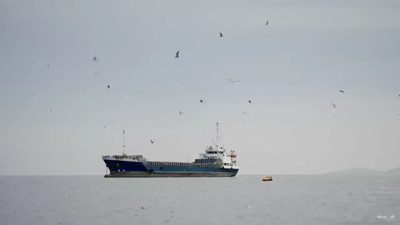 Iran's Bold Move in the Strait of Hormuz Amid Ceasefire