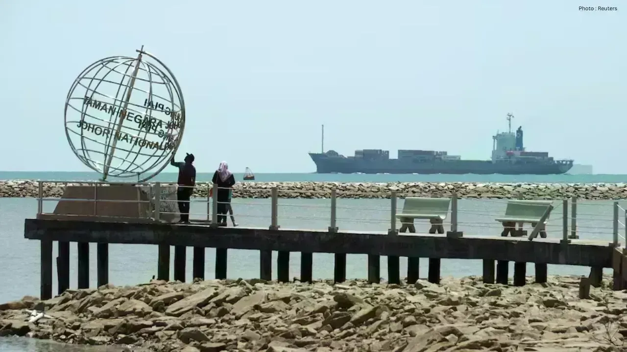 Hormuz Crisis Shifts Focus to Malacca Strait, World’s Busiest Trade Route