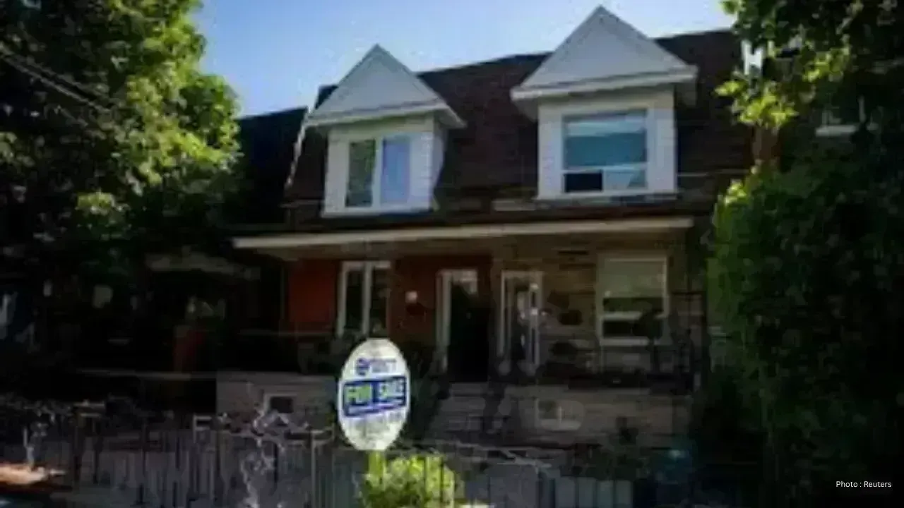 Homeowners Grapple with Discovery of Indigenous Remains in Ontario