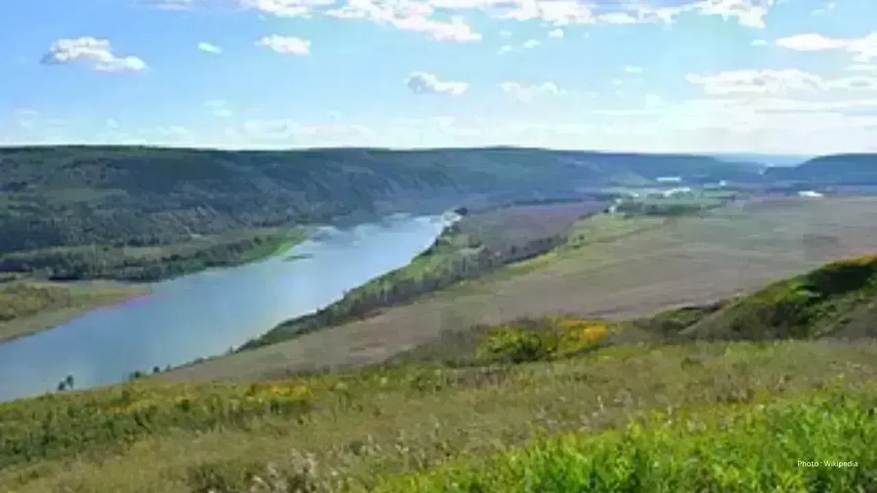 Flooding Alerts Prompt Evacuation Preparedness in Peace River