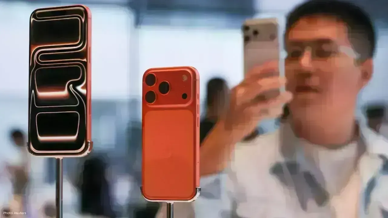 Potential Delay for iPhone 18: New AI Features and Enhanced RAM Set to Impress