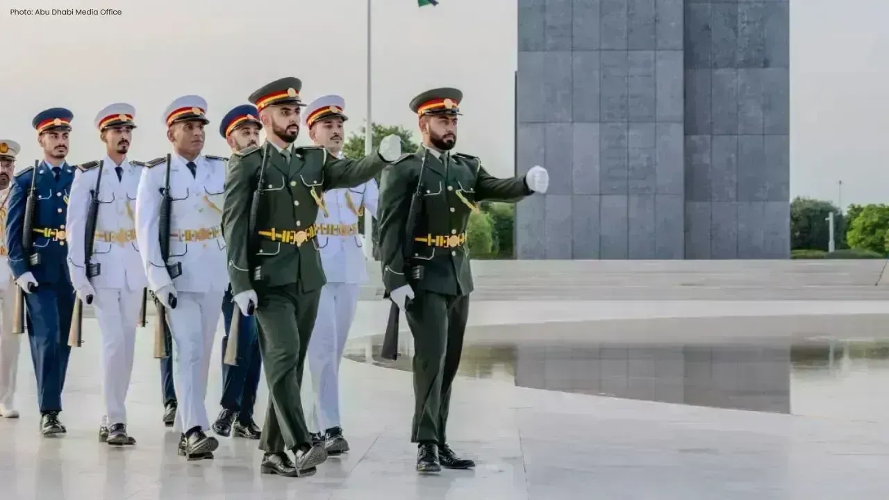 Wahat Al Karama Commemorates UAE Martyrs with Daily Flag Tribute