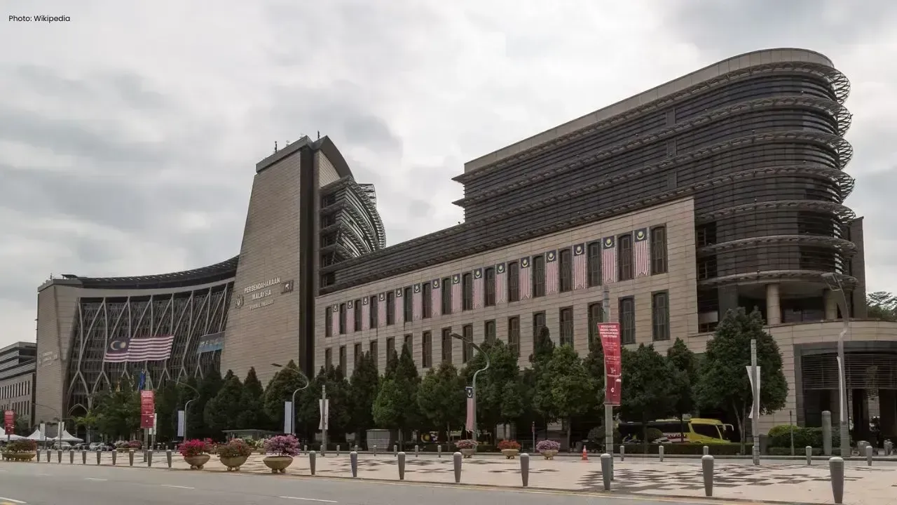 Malaysia Safeguards Essential Services During Budget Cuts