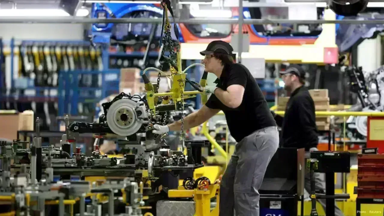 UK Factories Face Rising Costs and Delays as Iran War Disrupts Global Supply Chains