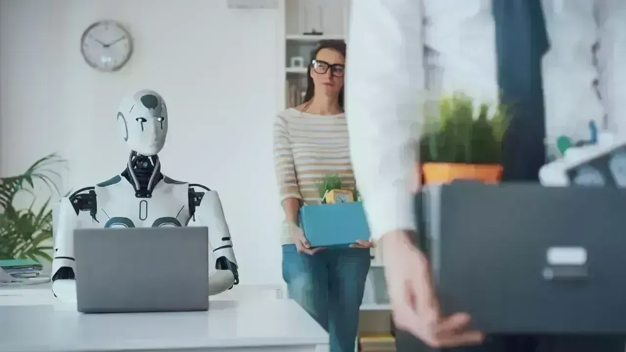 Chinese Court Safeguards Workers from AI Job Loss