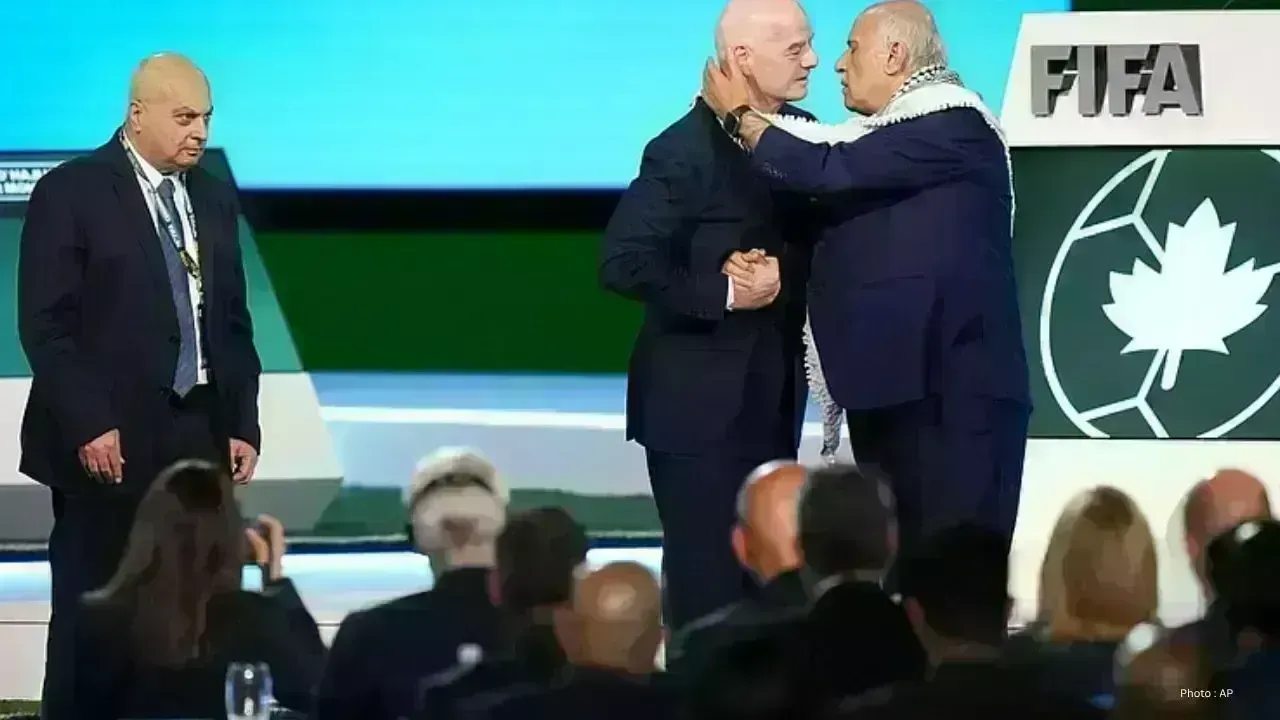 Failed Peace Gesture at FIFA Congress Shocks Attendees