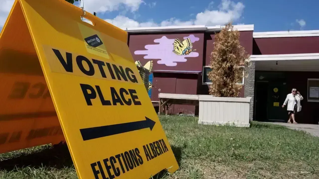 Alberta's Voter Data Controversy: Officials Under Fire