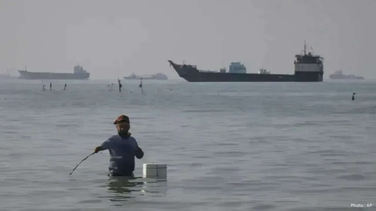 Iran Accuses US of Killing Civilians in Boat Attacks, Tensions Rise in Gulf