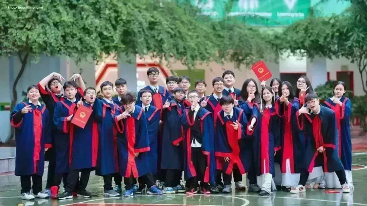 New Framework for Vietnam's National Scholarship Fund Unveiled