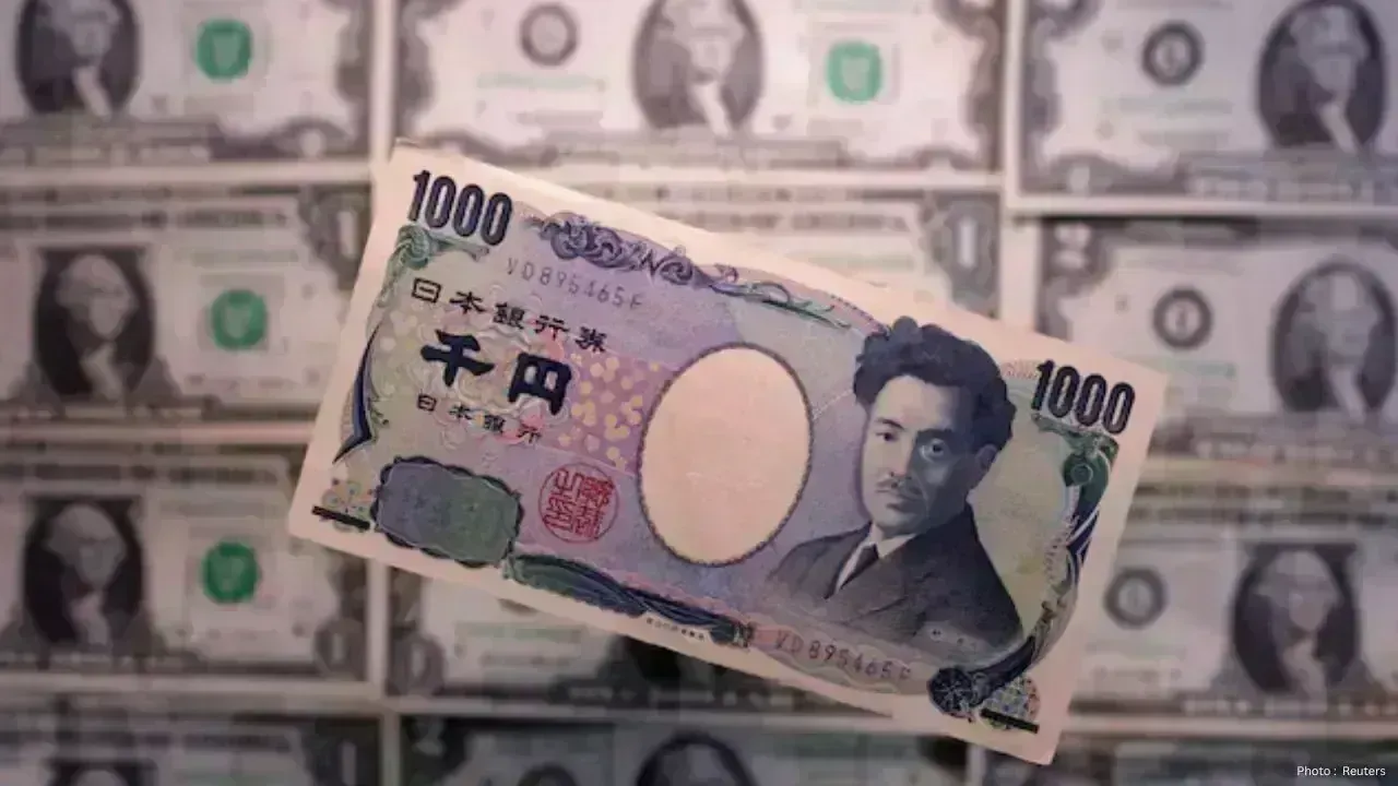 Japan Signals Readiness to Act on Yen Despite IMF Floating Rate Classification