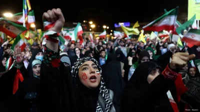 Trump Pushes for Quick End to Iran War as Tehran Reviews US Peace Proposal