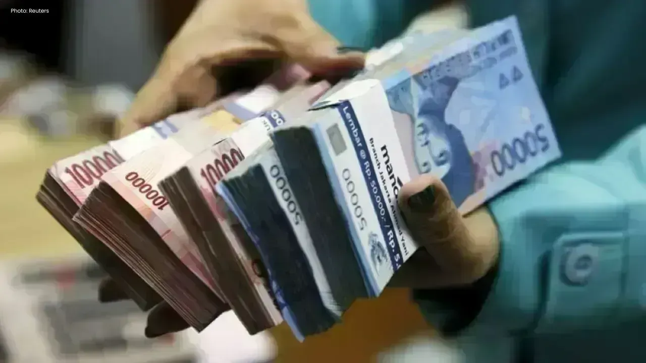 Indonesia Achieves $3.3 Billion in Foreign Investment Amidst Rupiah Stabilization