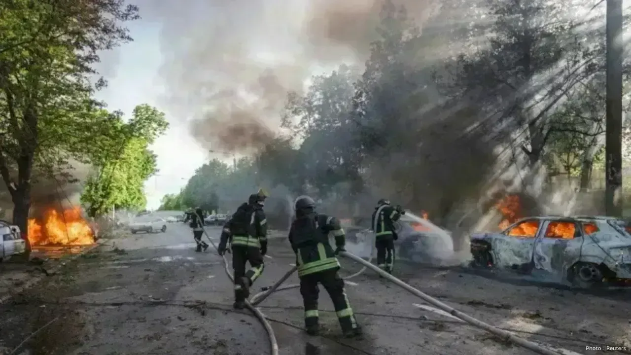 Russia and Ukraine Exchange Attacks Despite Victory Day Ceasefire