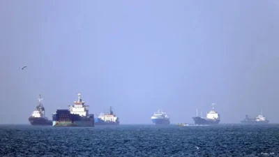 Stranded Seafarers Face Uncertainty as US and Iran Dis…