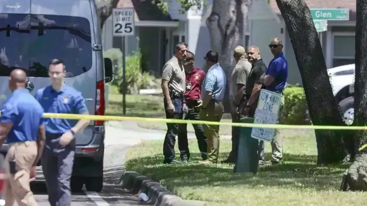 Prosecutors Pursue Death Penalty in Murder of USF Students