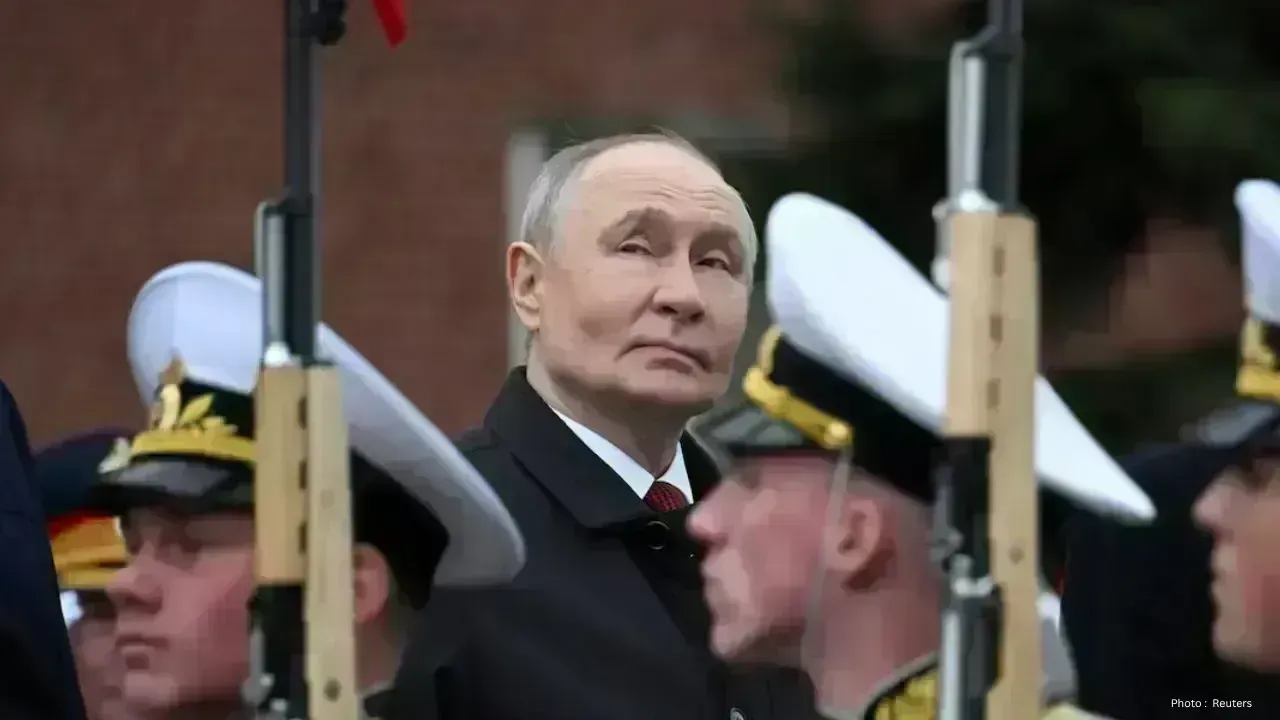 Russia Holds Smaller Victory Day Parade as Ukraine War Concerns Grow