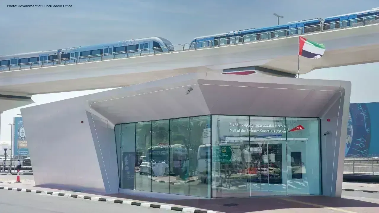 Dubai Launches Pioneering Smart Bus Station at Mall of the Emirates