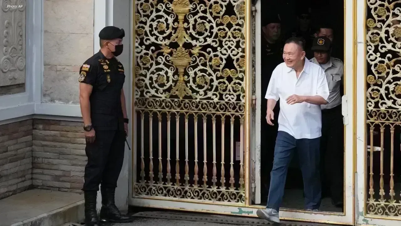 Former Thai PM Thaksin Shinawatra Released from Prison on Parole