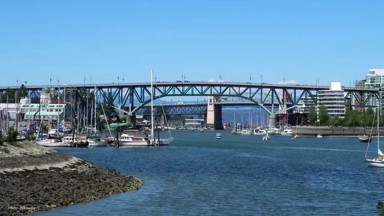Granville Street Bridge Shut Down Amid Police Response