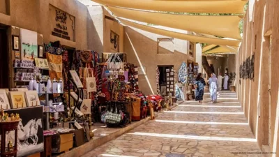 Dubai Enforces Stricter Signage Regulations to Enhance…
