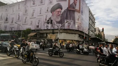 Iran Bets on Trump to Yield First in Hormuz Tensions, …