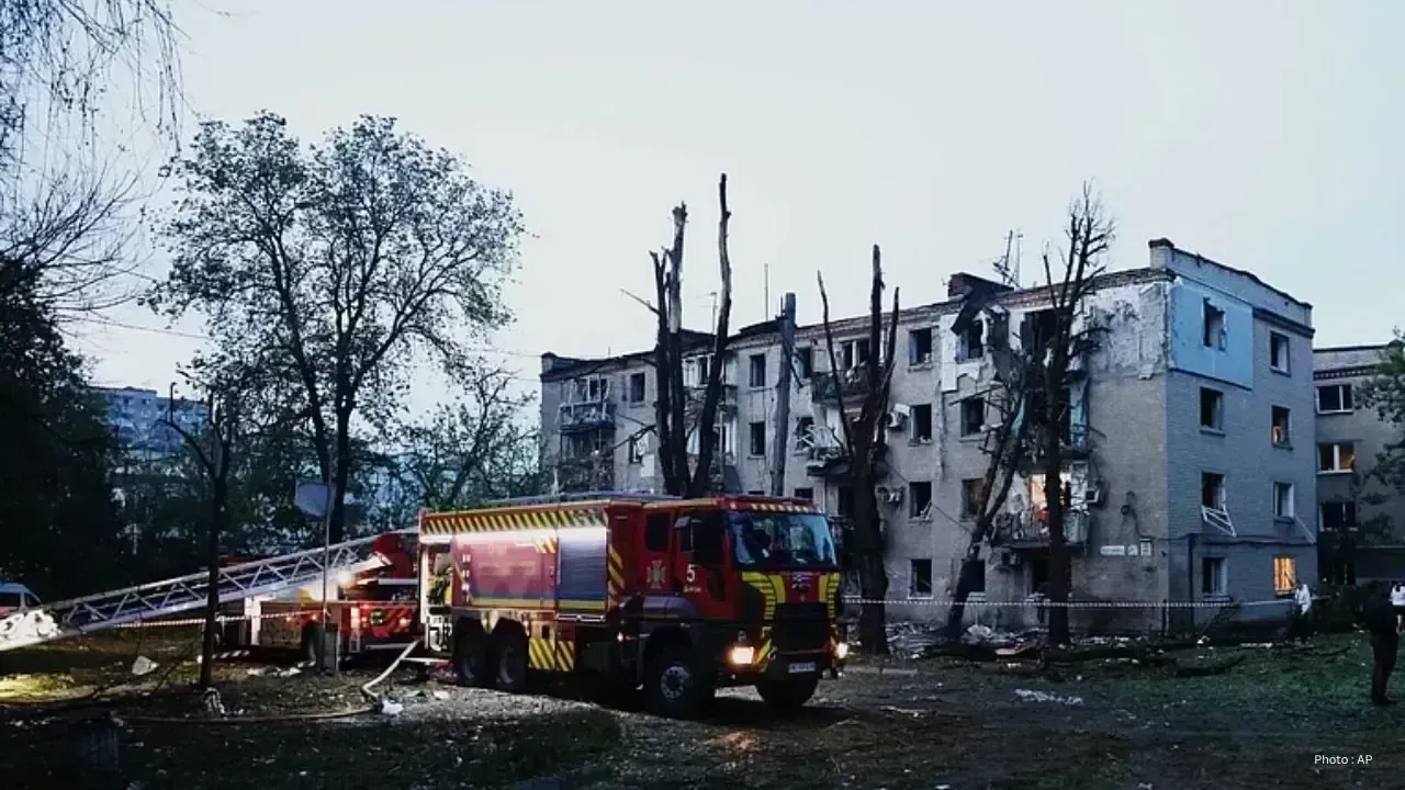 Intensification of Russian Airstrikes Across Eight Ukrainian Regions