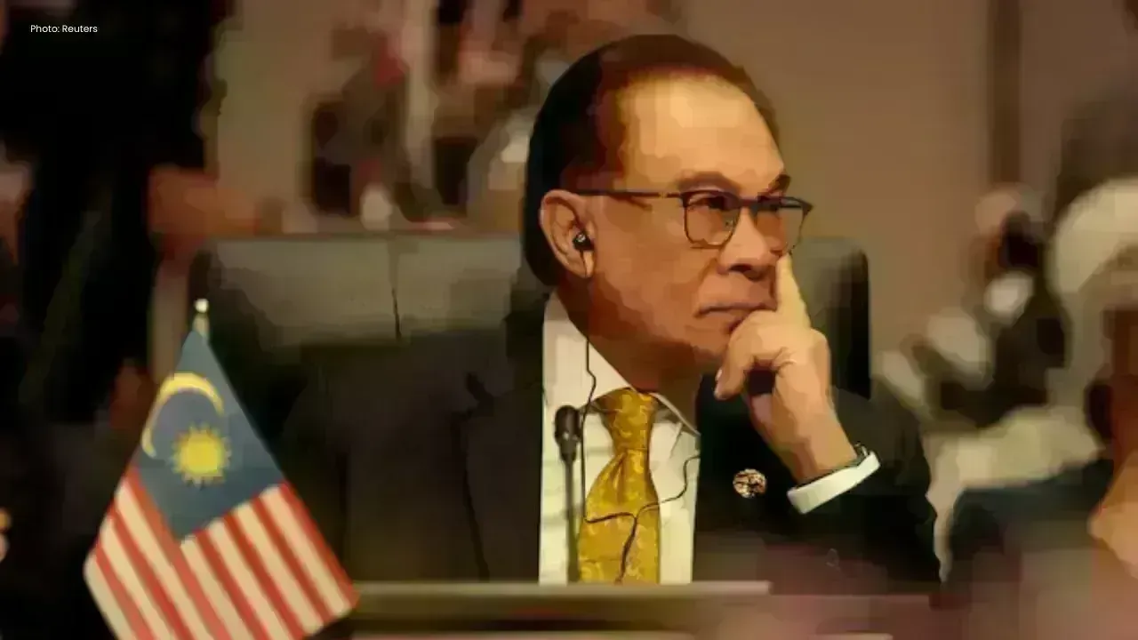 Anwar Calls for Enhanced Economic Diplomatic Efforts