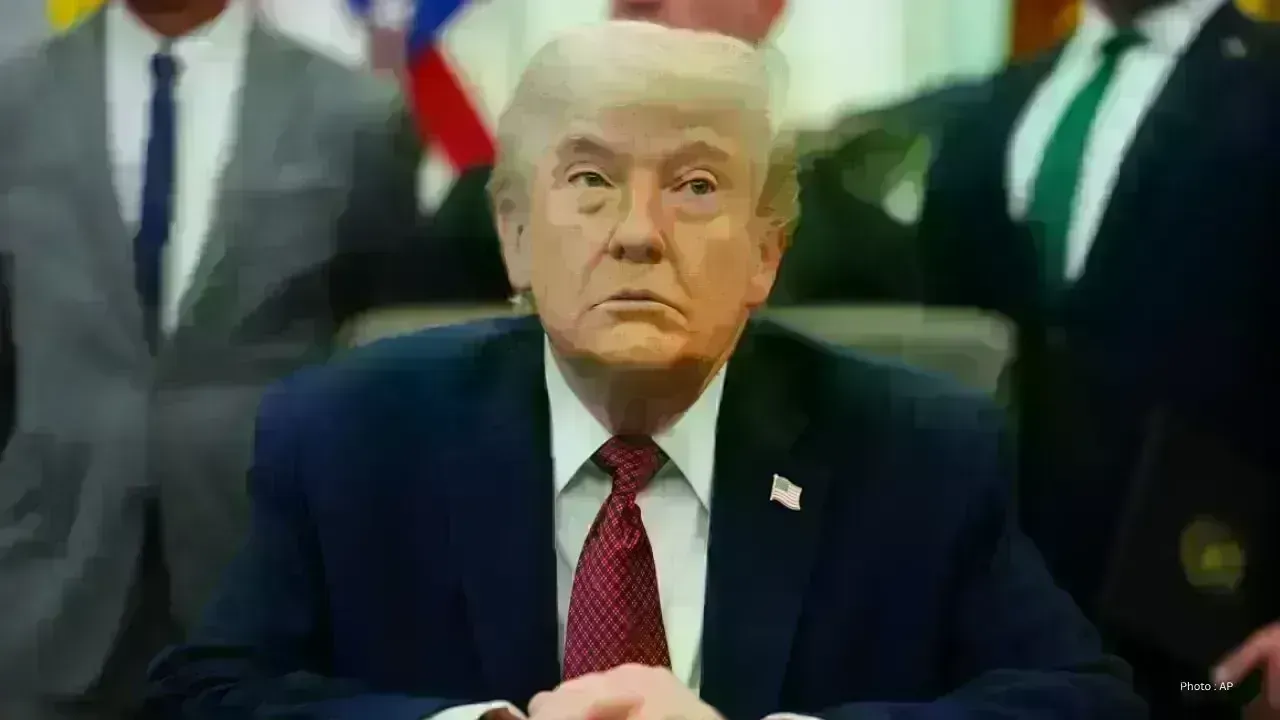 Trump Issues Stark Warning of Renewed Military Action Against Iran