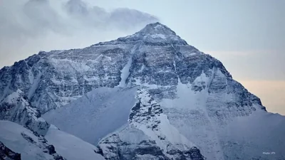 Record-Breaking Day: 274 Climbers Conquer Mt Everest