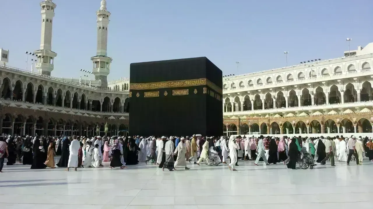 Four Indonesian Nationals Arrested for Promoting Unauthorized Haj Services