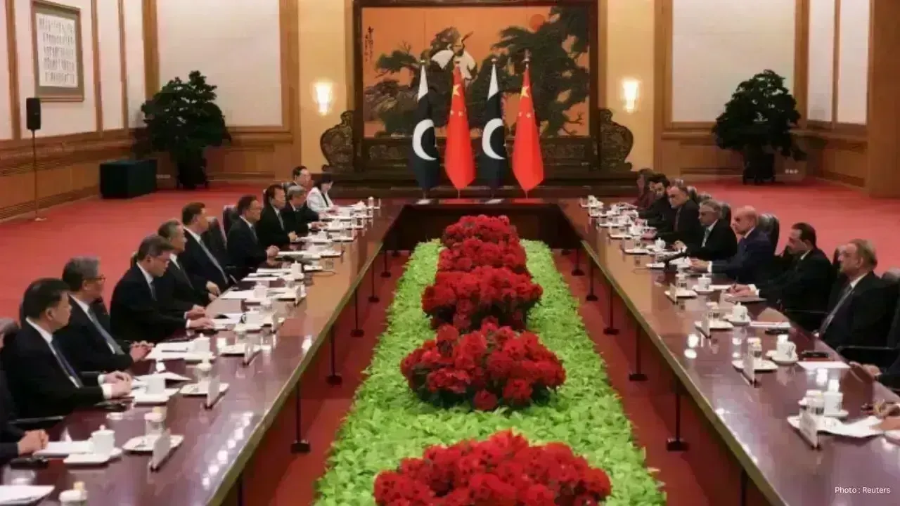 Xi Jinping and Shehbaz Sharif Strengthen China-Pakistan Relations