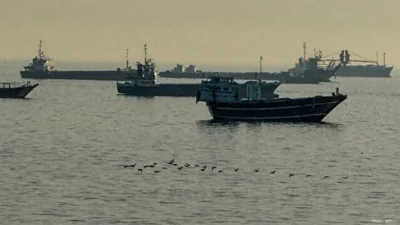 Possible US-Iran Deal May Include Uranium Limits and Temporary Strait Access