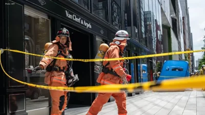 Emergency Response Shakes Tokyo Mall as 19 Hospitalized Due to Strong Odor