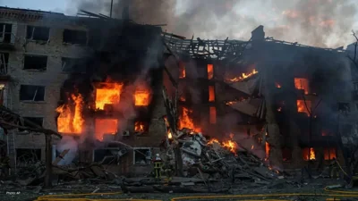 Devastating Missile Assault Strikes Kyiv in Russia's Latest Offensive