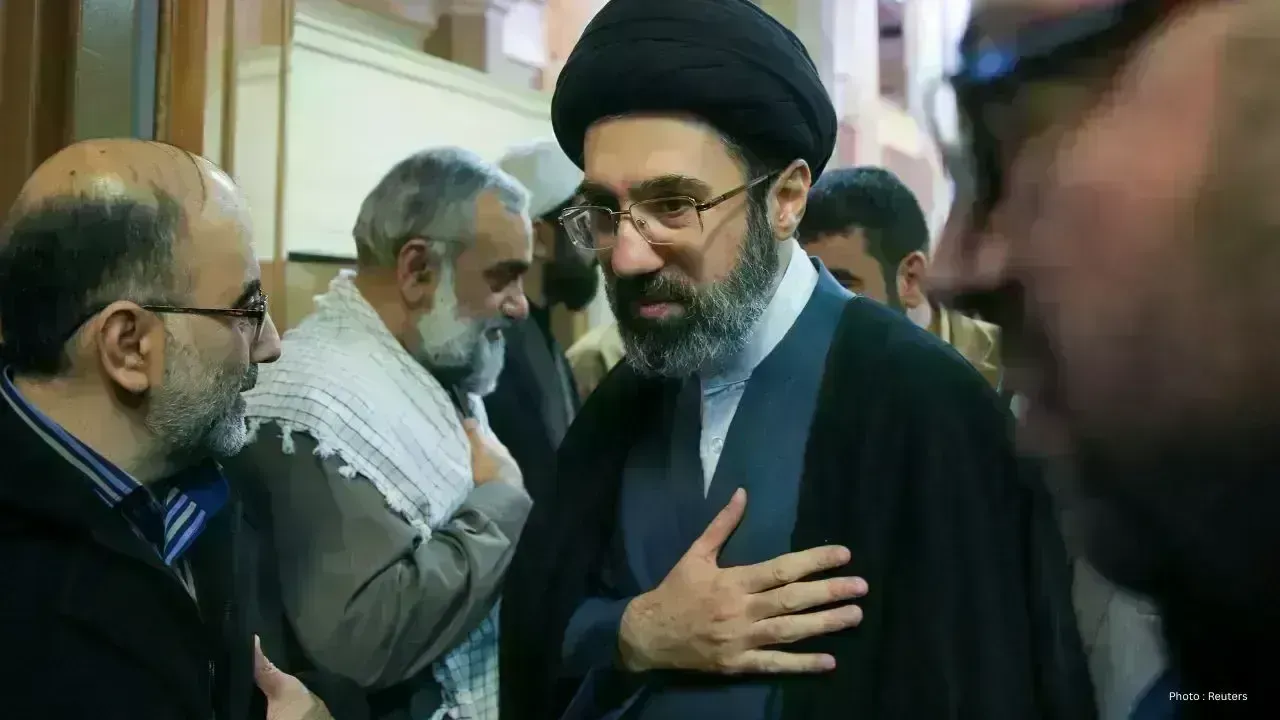 Khamenei's Secretive Movements Complicate US-Iran Negotiations