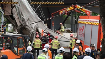 Tragic Overpass Collapse in Seoul Claims Three Lives